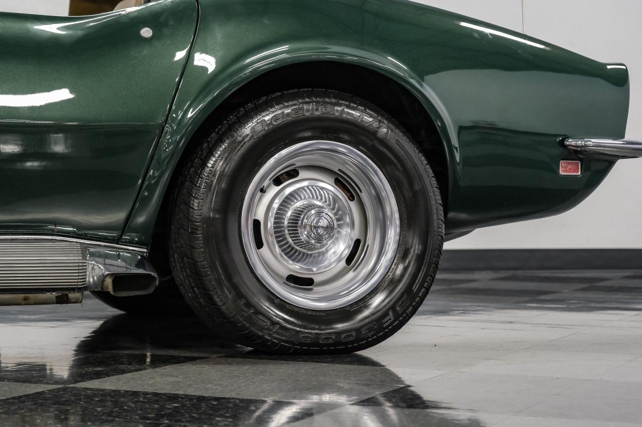 1969 Chevrolet Corvette 427 Tri-Power