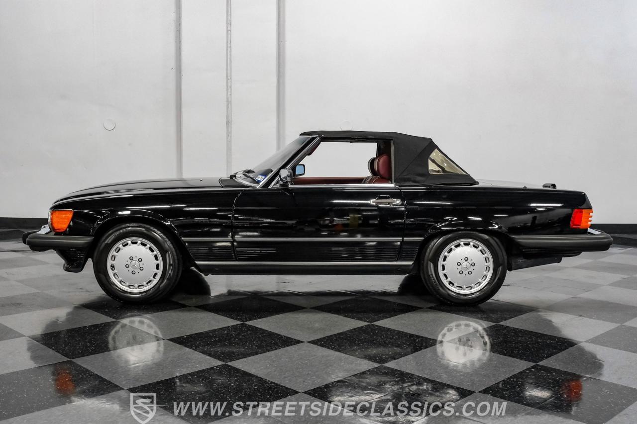 1989 Mercedes - Benz 560SL