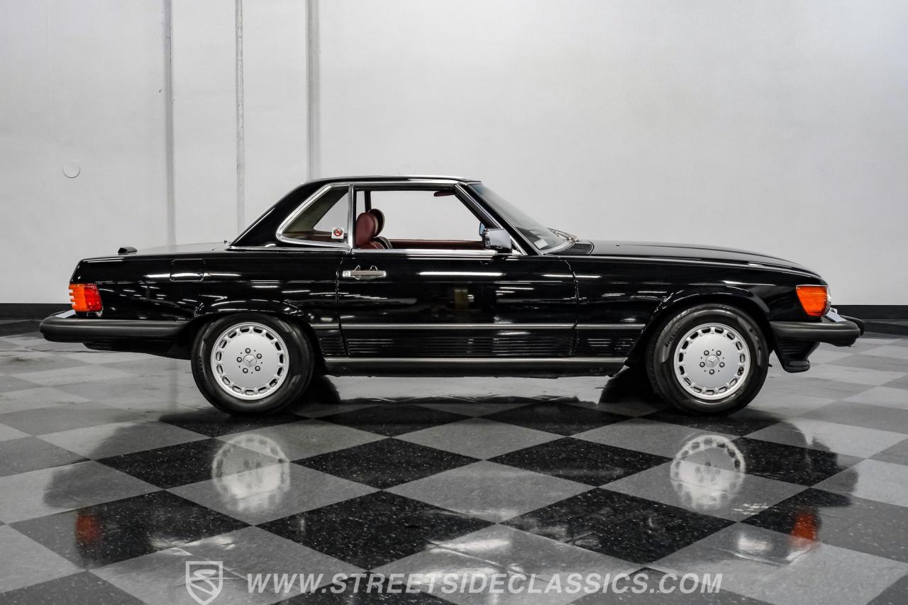 1989 Mercedes - Benz 560SL