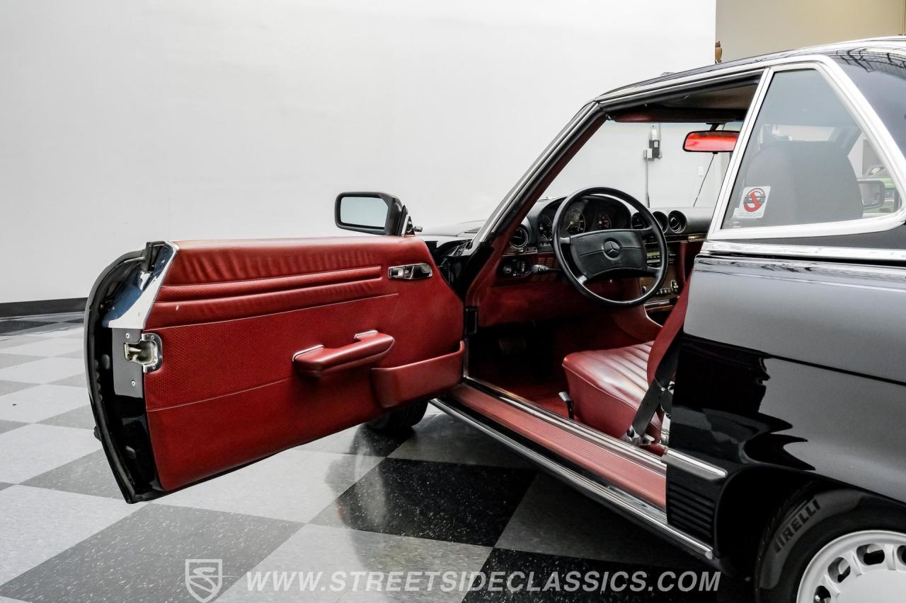1989 Mercedes - Benz 560SL