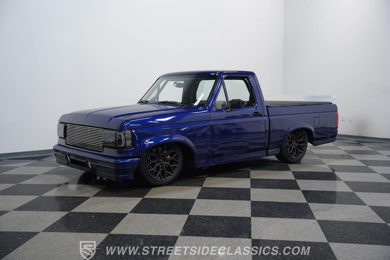 1990 Ford F-150 Restomod