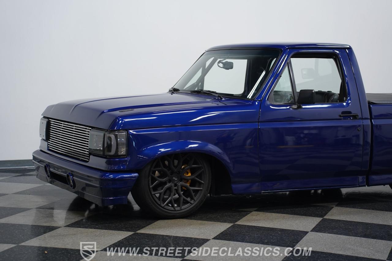1990 Ford F-150 Restomod