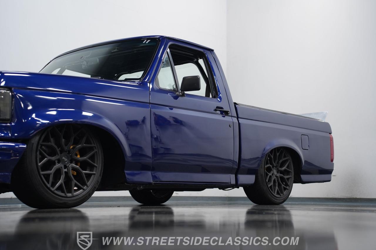 1990 Ford F-150 Restomod