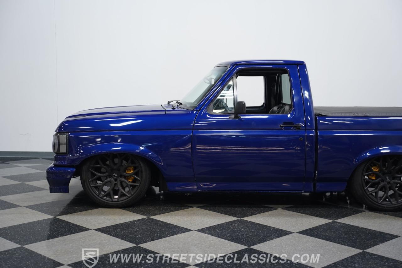 1990 Ford F-150 Restomod