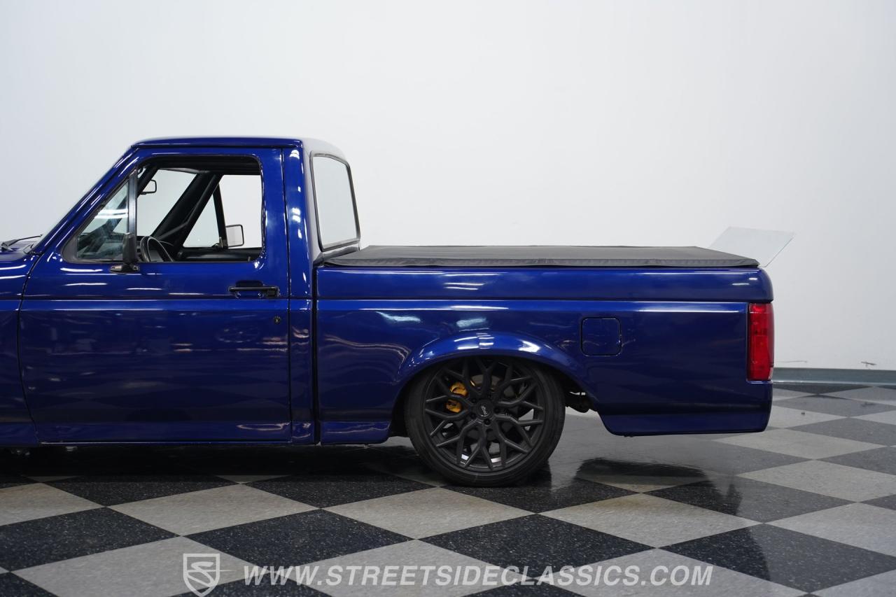 1990 Ford F-150 Restomod