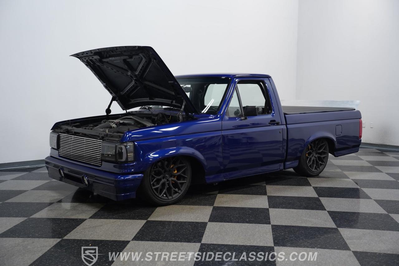 1990 Ford F-150 Restomod
