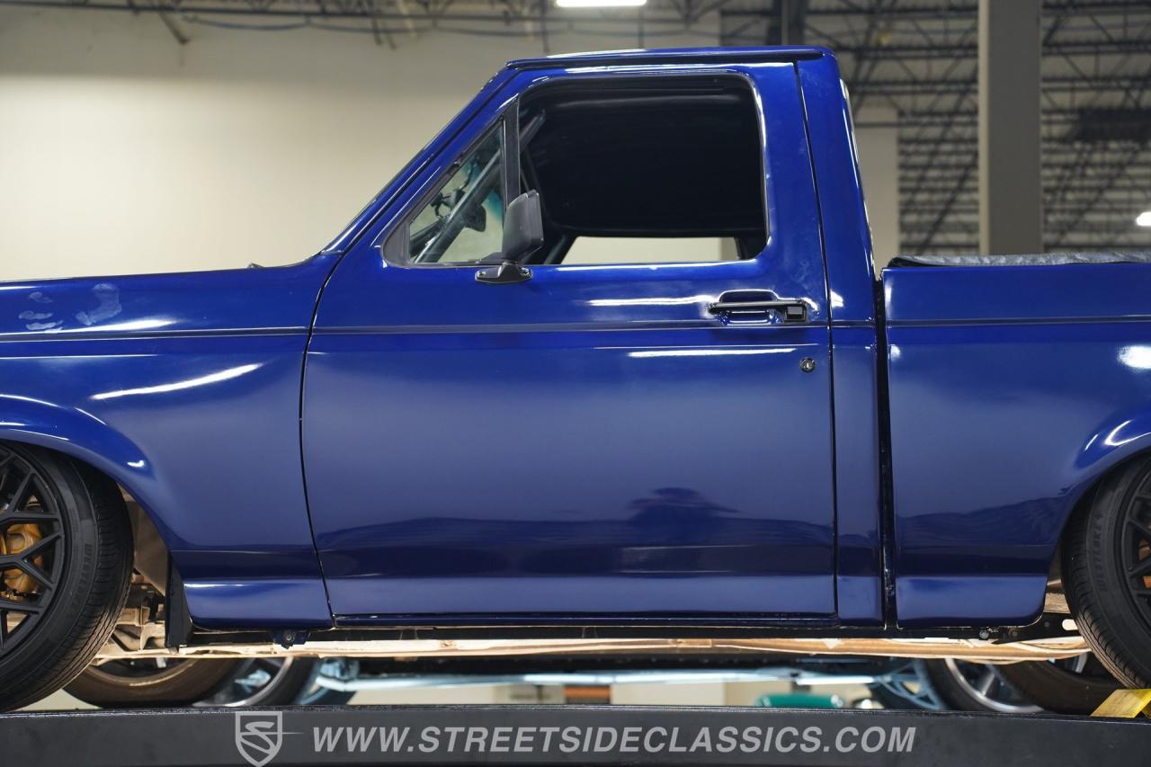 1990 Ford F-150 Restomod