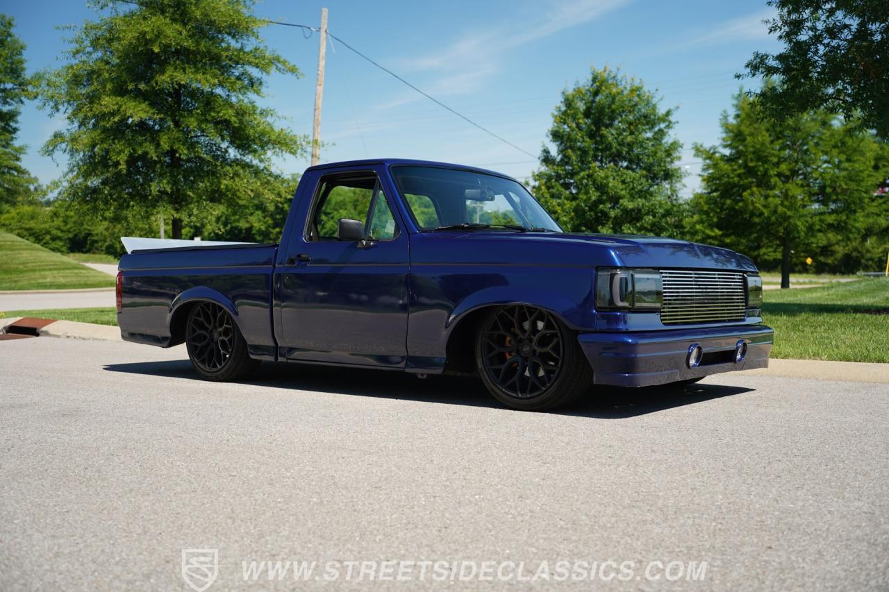 1990 Ford F-150 Restomod