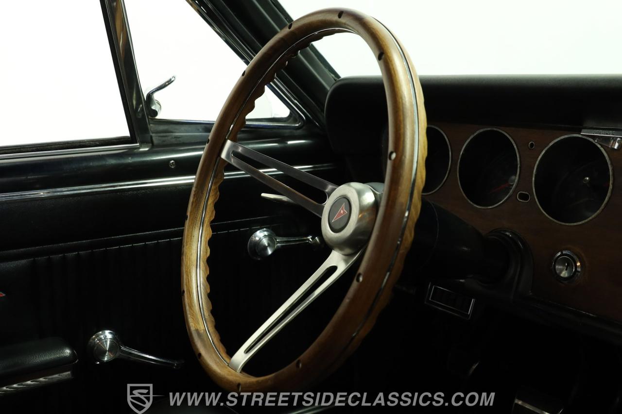 1966 Pontiac GTO Tri Power