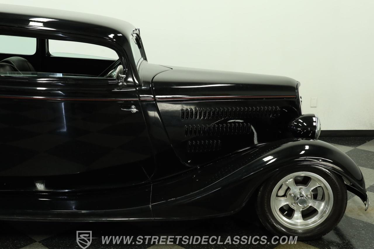 1933 Ford Victoria Street Rod