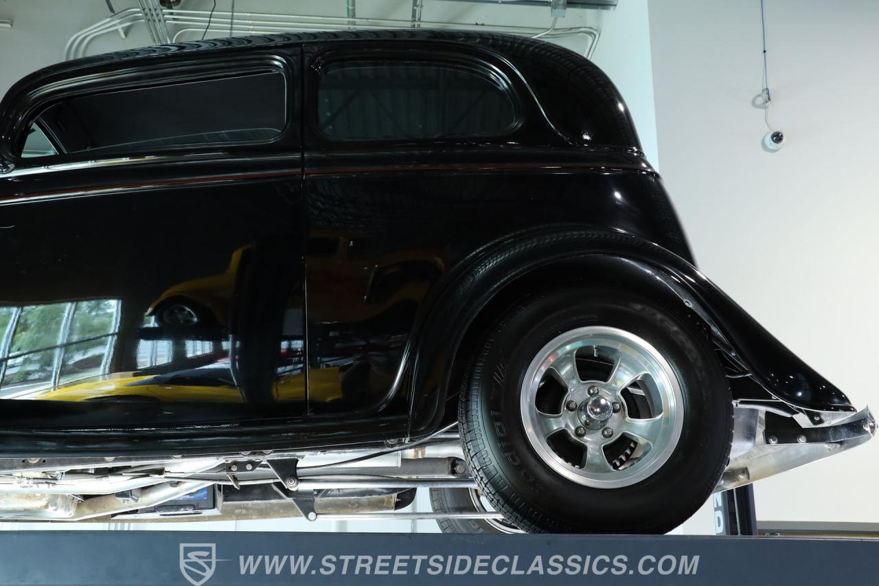 1933 Ford Victoria Street Rod
