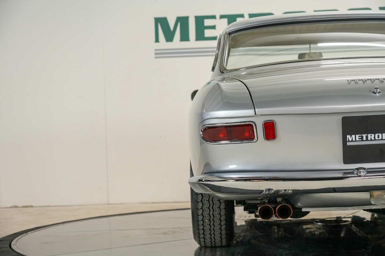 1965 Ferrari 330 GT