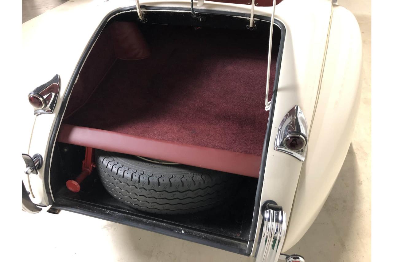 1952 Jaguar XK120 Fixed Head Coupe