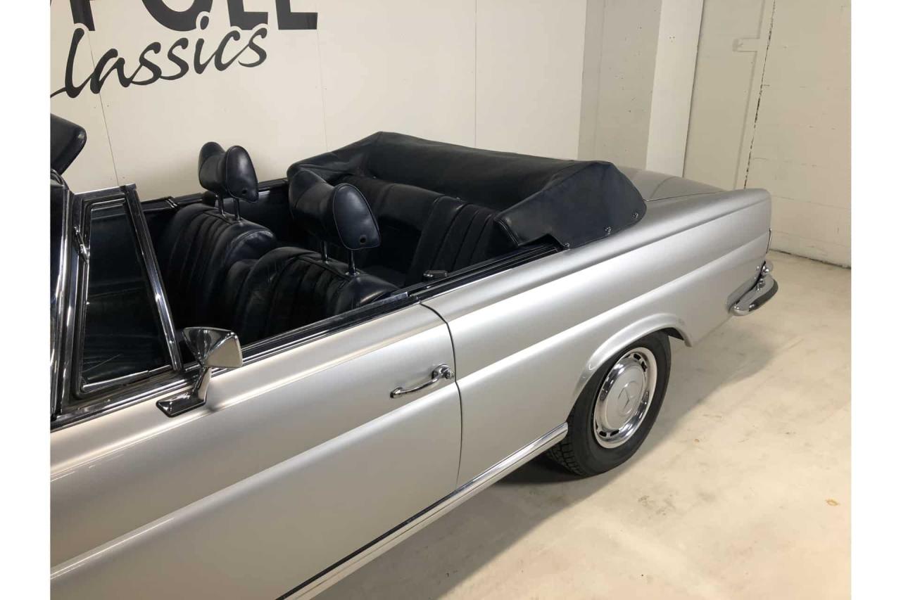 1970 Mercedes - Benz 280 SE 3.5 CABRIOLET