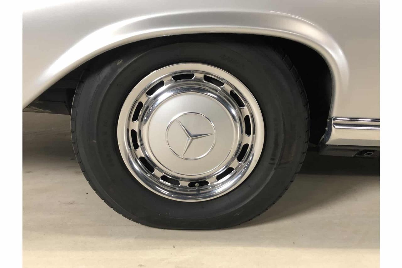 1970 Mercedes - Benz 280 SE 3.5 CABRIOLET