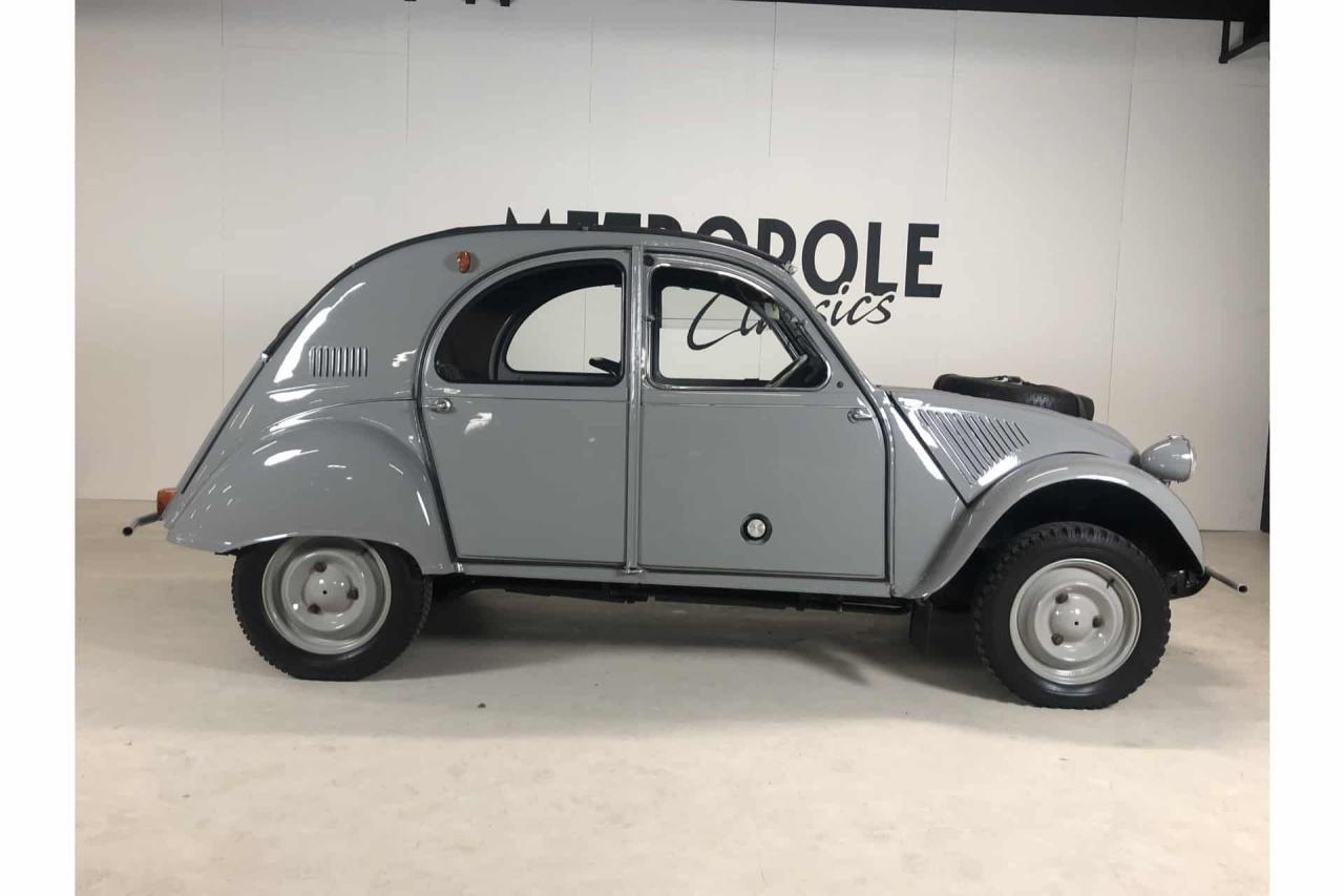 1961 Citro&euml;n Citro&euml;n 2CV Sahara 4x4