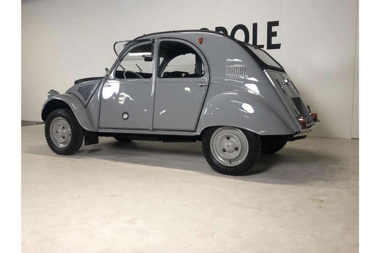 1961 Citro&euml;n Citro&euml;n 2CV Sahara 4x4