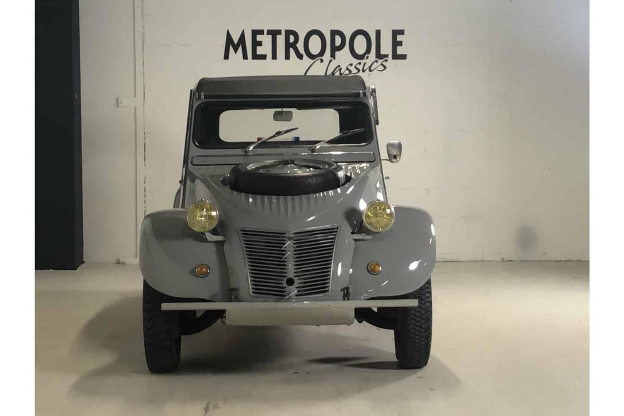 1961 Citro&euml;n Citro&euml;n 2CV Sahara 4x4