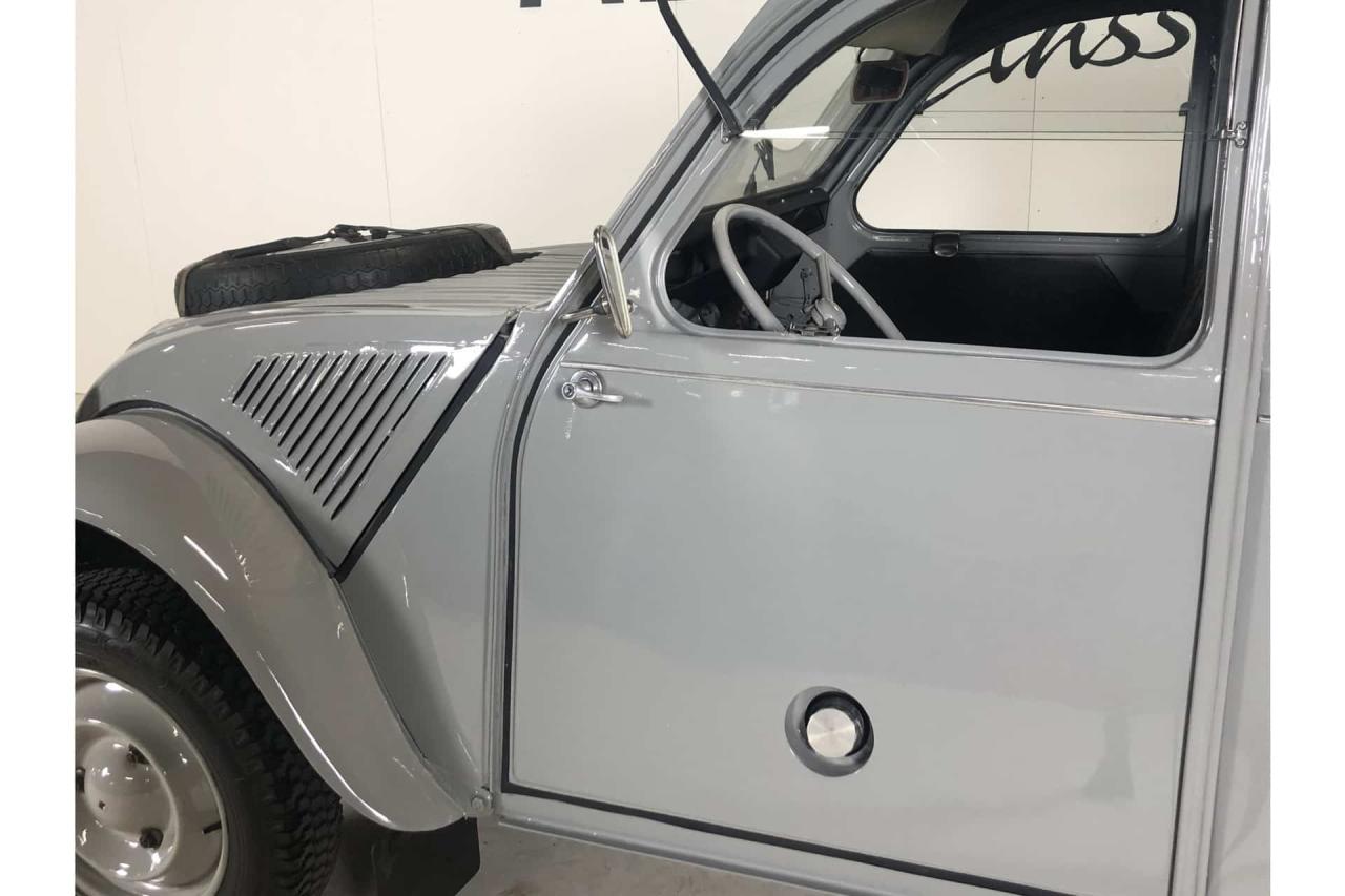 1961 Citro&euml;n Citro&euml;n 2CV Sahara 4x4