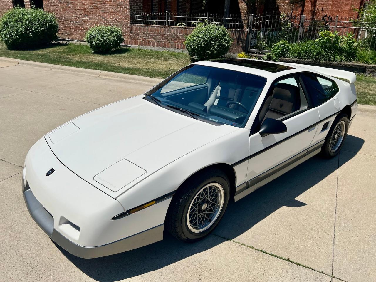 1985 Pontiac Fiero GT
