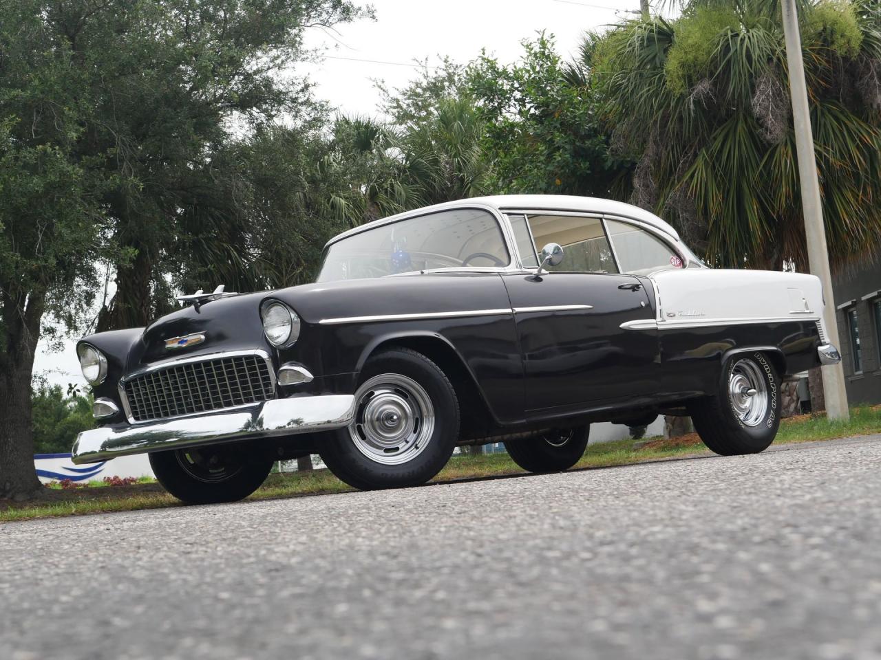 1955 Chevrolet Bel Air 2 Door Hardtop