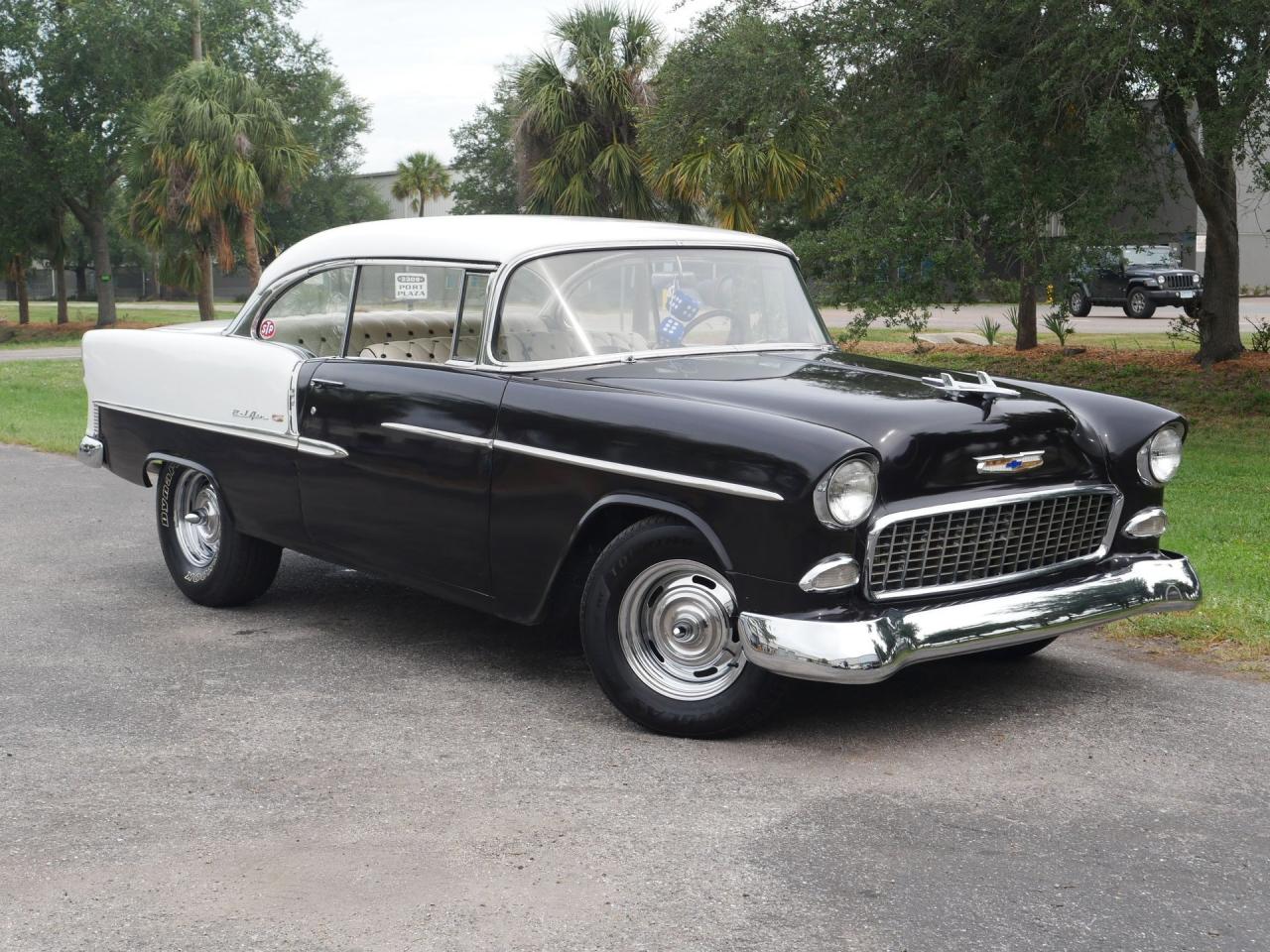 1955 Chevrolet Bel Air 2 Door Hardtop