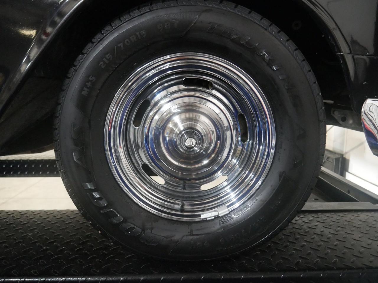 1955 Chevrolet Bel Air 2 Door Hardtop