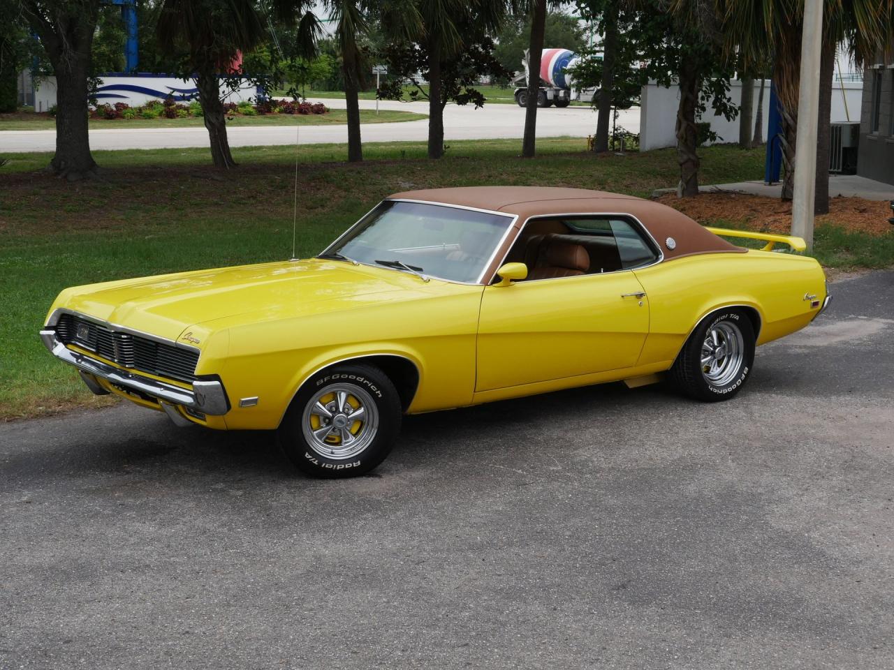 1969 Mercury Cougar XR-7