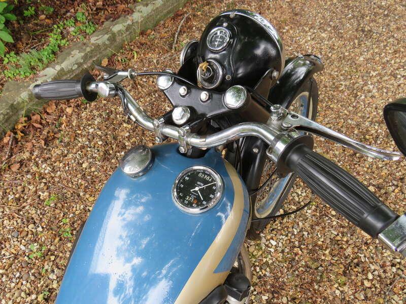 1951 BSA C11