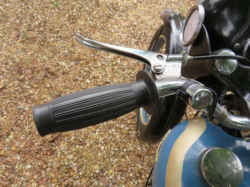 1951 BSA C11