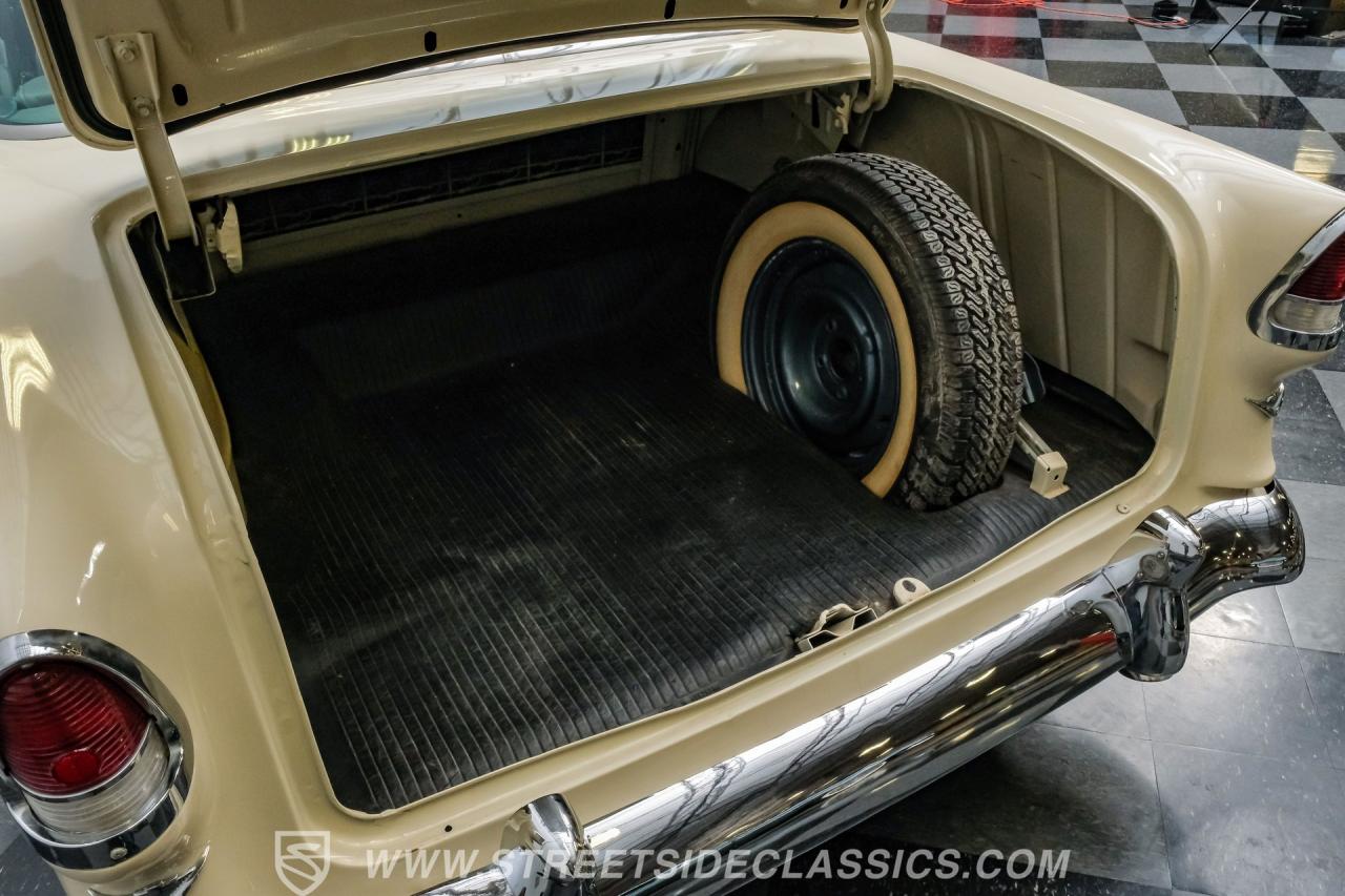 1955 Chevrolet Bel Air 2 Door Hardtop