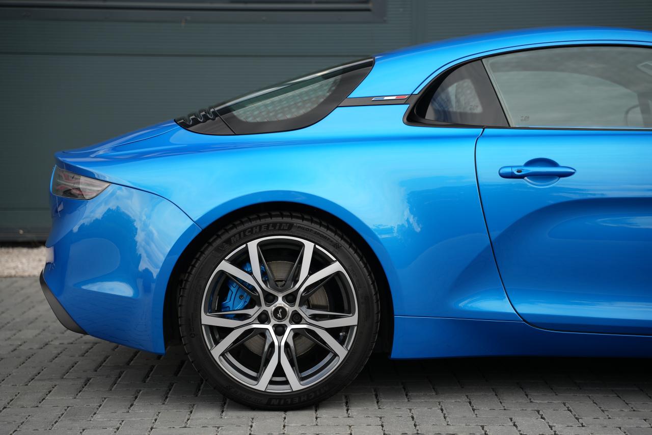2022 Alpine A110