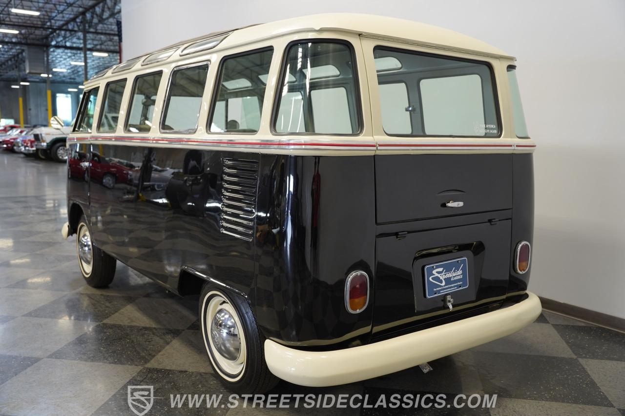 1975 Volkswagen Type 2 23 Window Deluxe