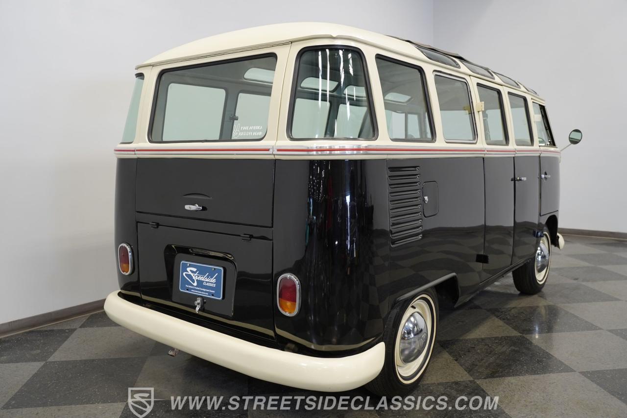 1975 Volkswagen Type 2 23 Window Deluxe