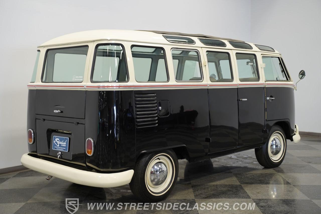 1975 Volkswagen Type 2 23 Window Deluxe