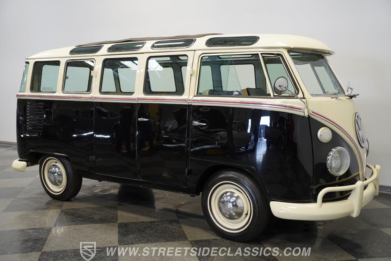 1975 Volkswagen Type 2 23 Window Deluxe