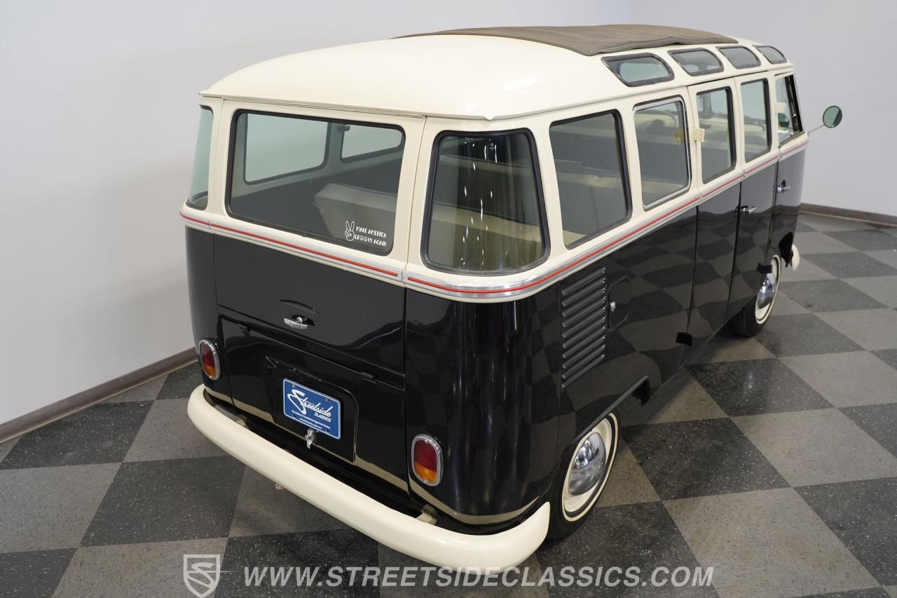 1975 Volkswagen Type 2 23 Window Deluxe