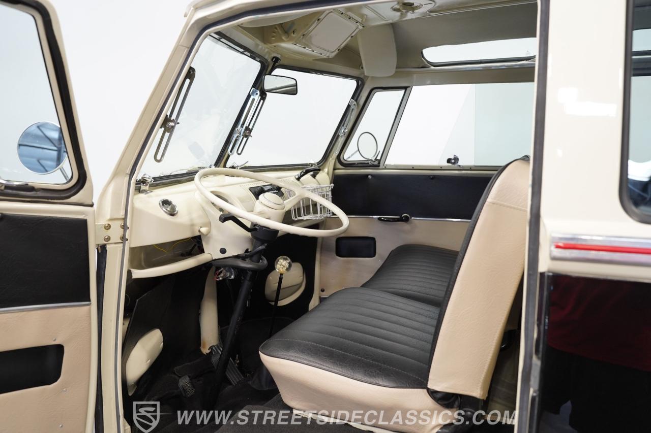 1975 Volkswagen Type 2 23 Window Deluxe