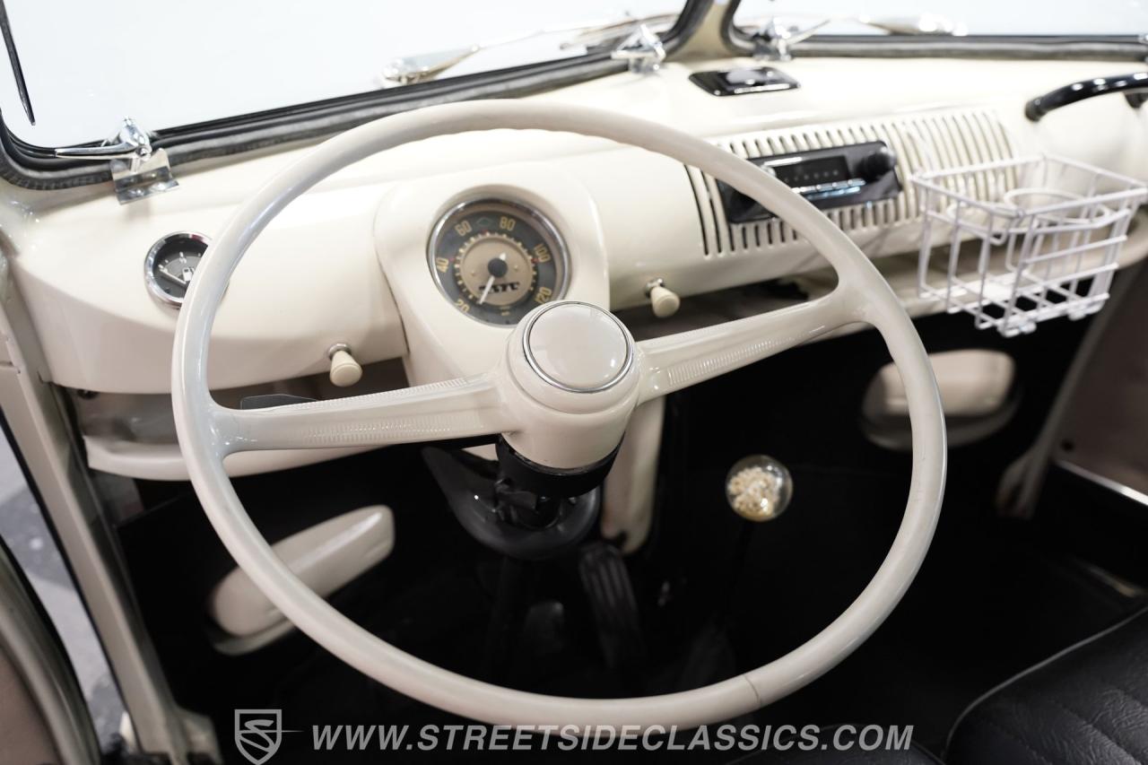1975 Volkswagen Type 2 23 Window Deluxe
