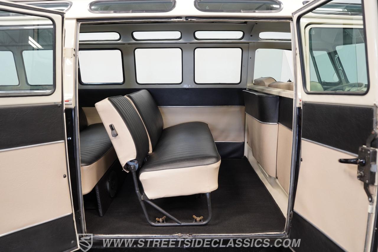 1975 Volkswagen Type 2 23 Window Deluxe