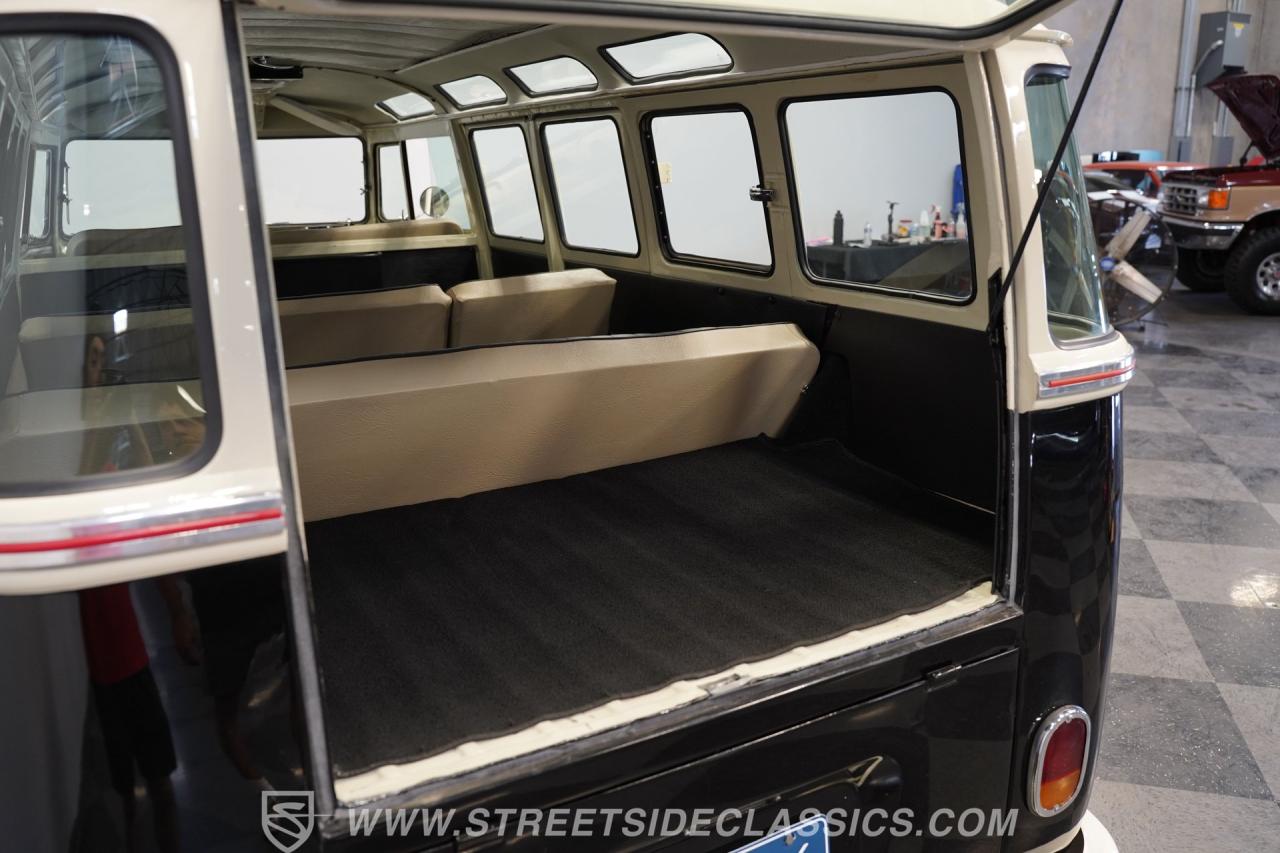 1975 Volkswagen Type 2 23 Window Deluxe