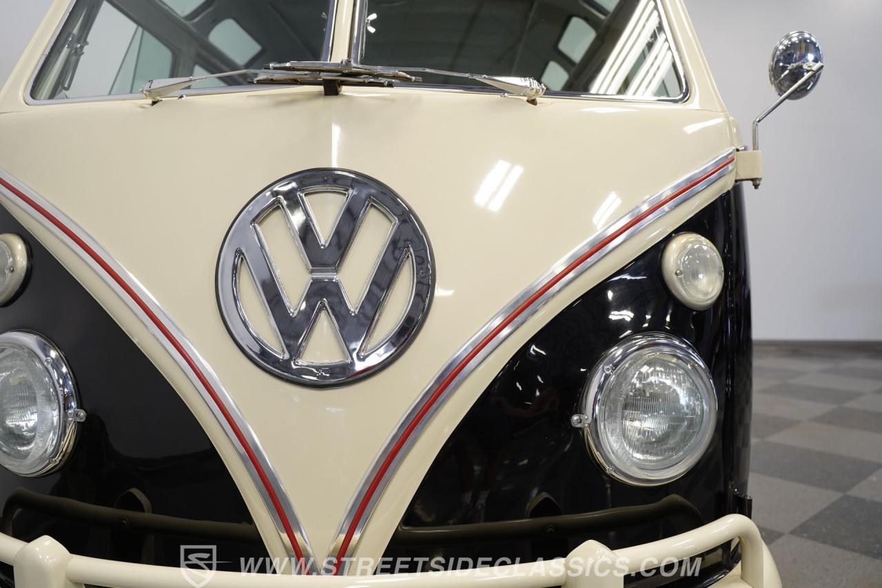 1975 Volkswagen Type 2 23 Window Deluxe