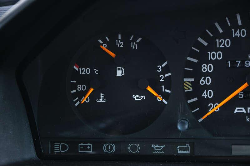 1990 Mercedes - Benz 300E AMG