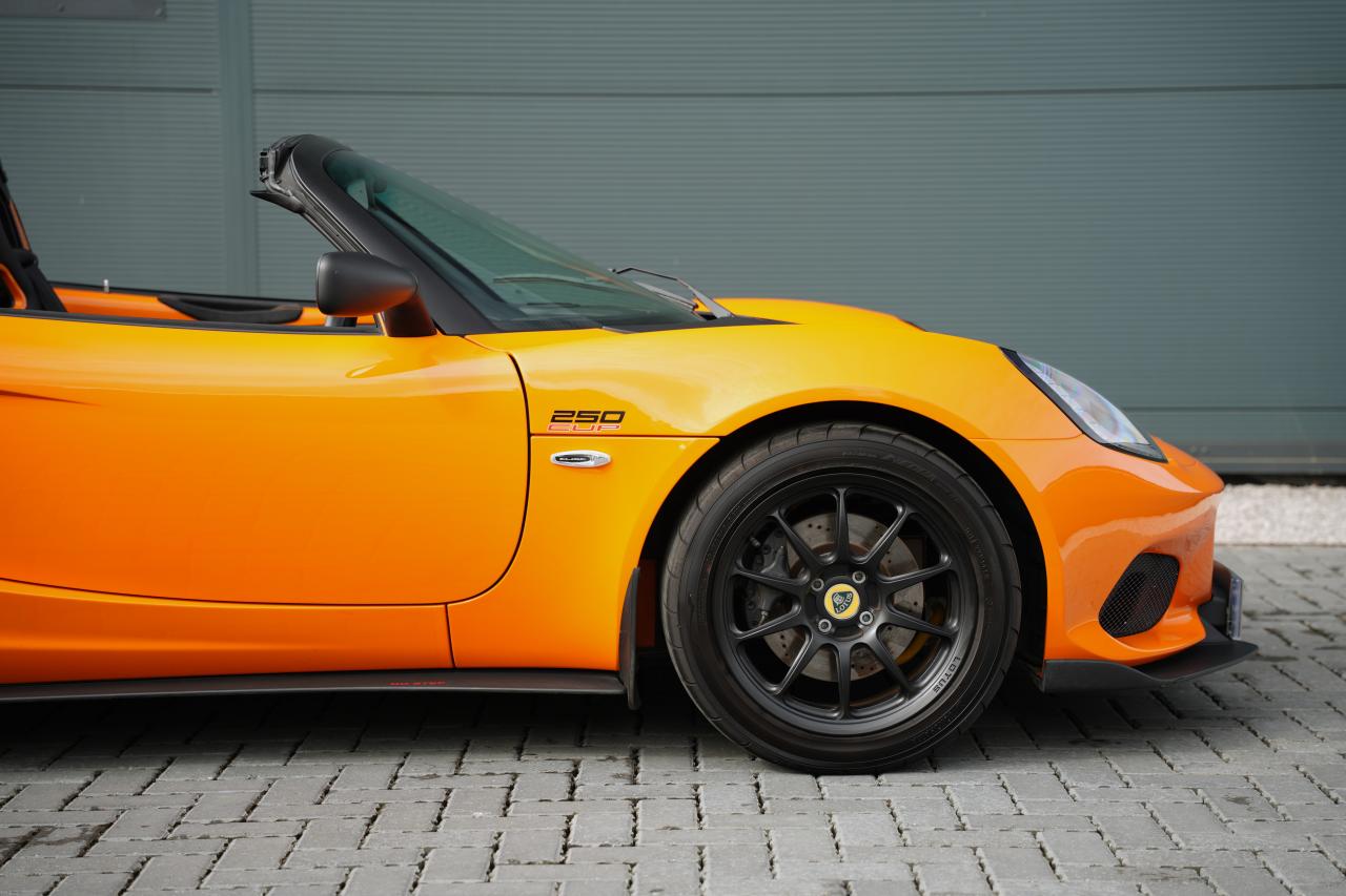 2021 Lotus Elise