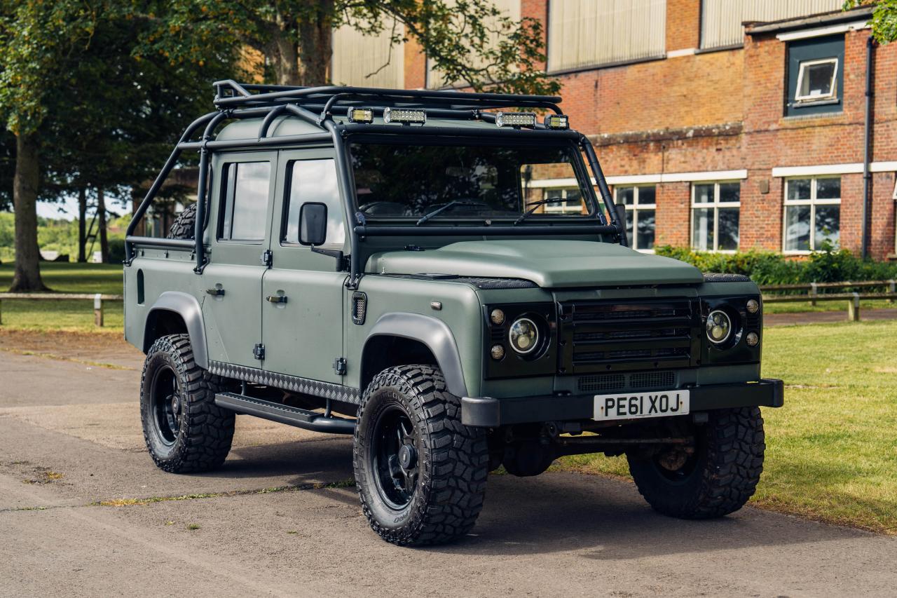 2011 Land Rover Defender 110 Double Cab Pickup