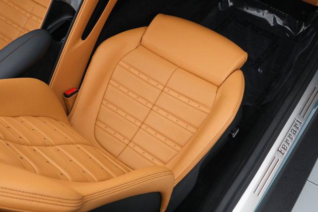 2025 Ferrari ROMA SPIDER