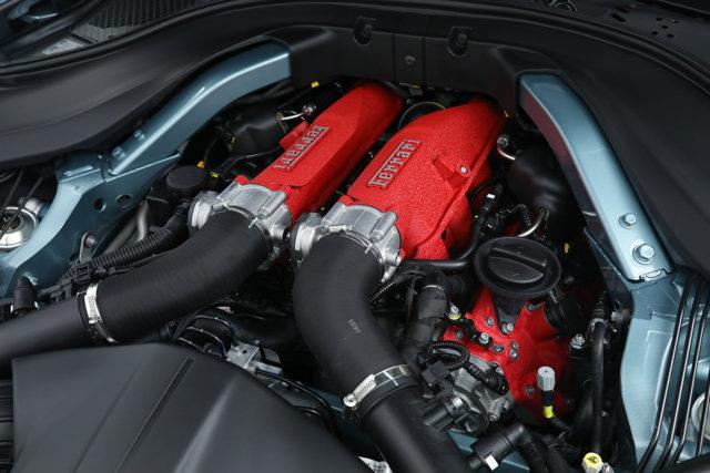 2025 Ferrari ROMA SPIDER