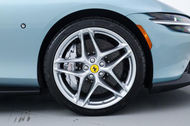 2025 Ferrari ROMA SPIDER