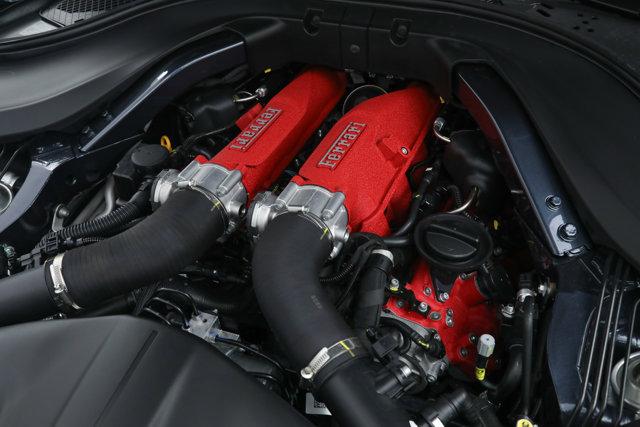 2025 Ferrari ROMA SPIDER