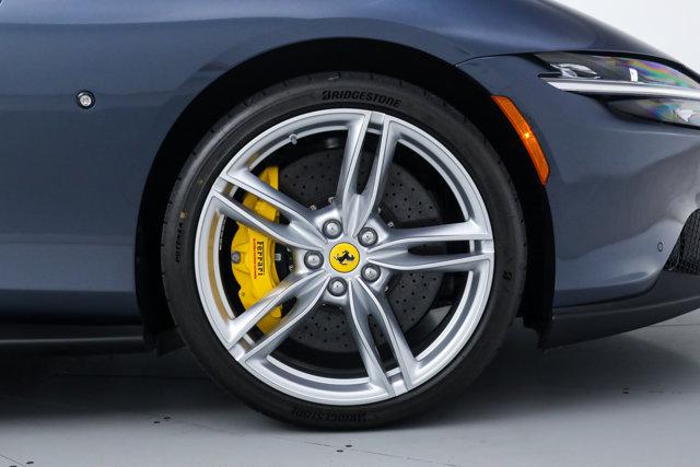 2025 Ferrari ROMA SPIDER
